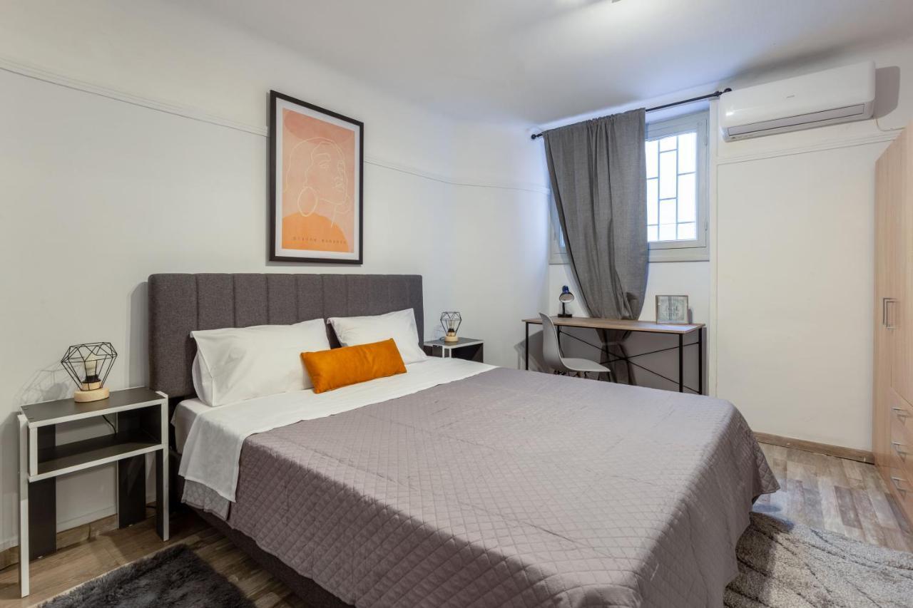 Central Apartment In The Heart Of Historic Center เอเธนส์ ภายนอก รูปภาพ