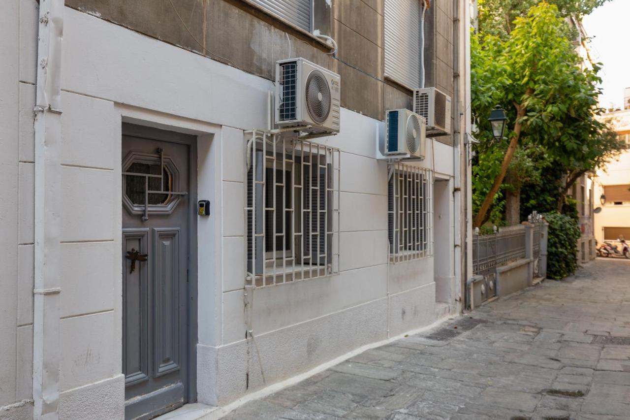 Central Apartment In The Heart Of Historic Center เอเธนส์ ภายนอก รูปภาพ